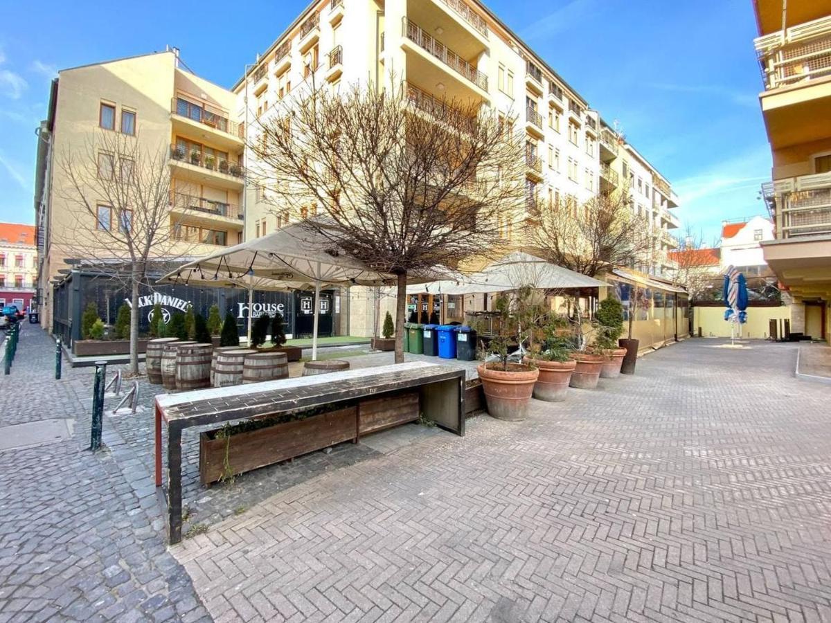 Cloud Apartment Gozsdu Budapest Exterior photo