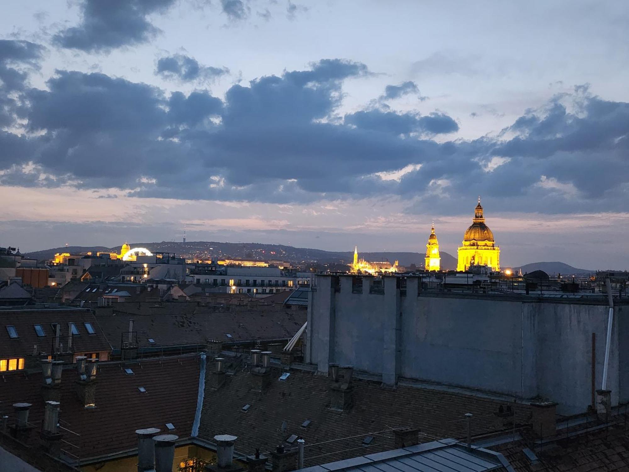 Cloud Apartment Gozsdu Budapest Exterior photo